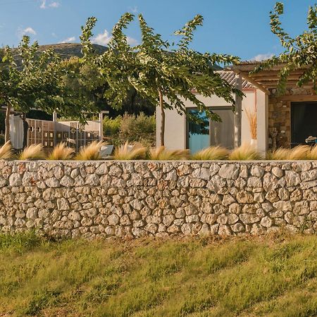 Spathes Suites Kefalonia - Luxury Suites Ratzaklíon Buitenkant foto