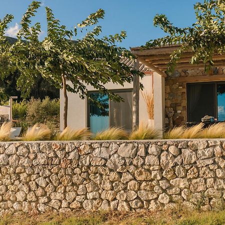 Spathes Suites Kefalonia - Luxury Suites Ratzaklíon Buitenkant foto