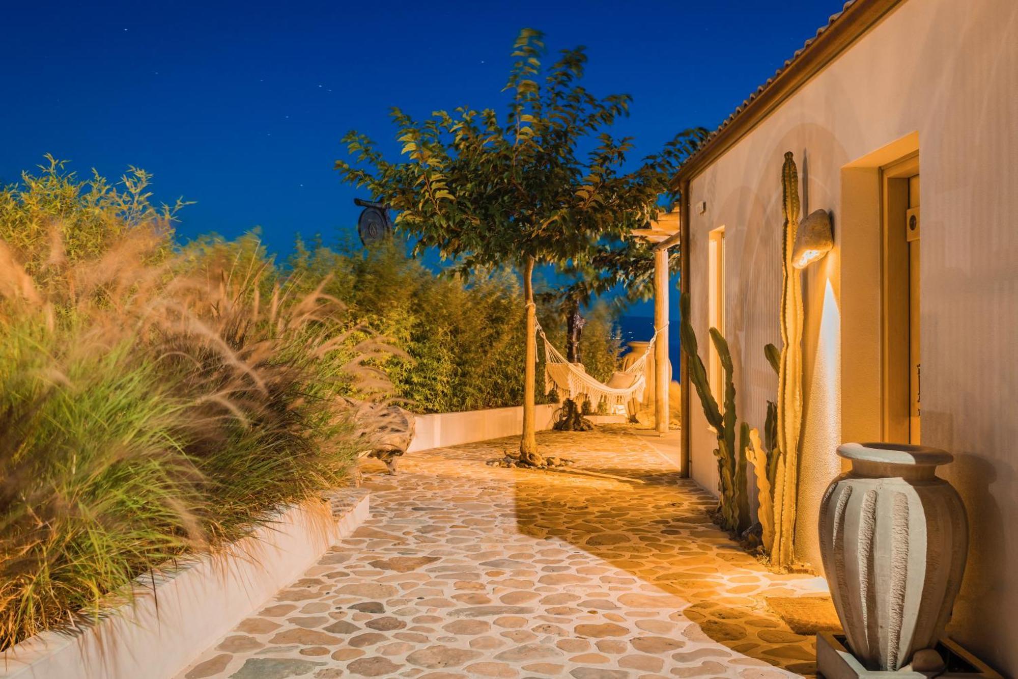 Spathes Suites Kefalonia - Luxury Suites Ratzaklíon Buitenkant foto